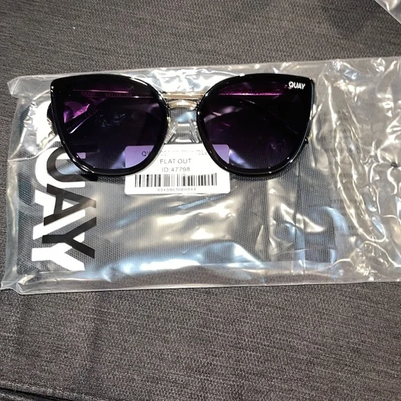 Quay Australia | Accessories | Brand New Quay Australia Sun  display picture 1